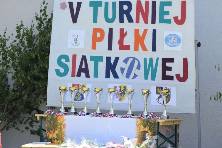 V Turniej Piłki Siatkowej Osób Niepełnosprawnych 