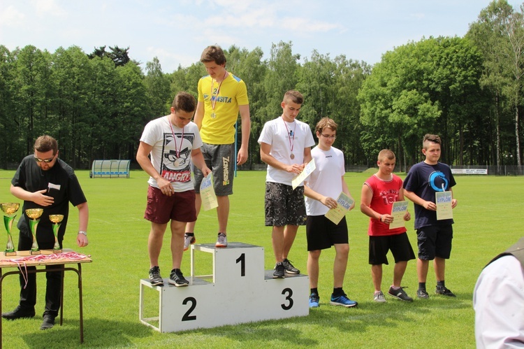 Lekkoatletyczna Spartakiada Służby Liturgicznej w Zabrzegu - 2017