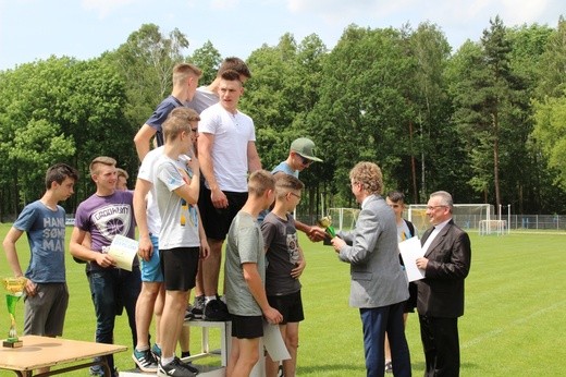 Lekkoatletyczna Spartakiada Służby Liturgicznej w Zabrzegu - 2017