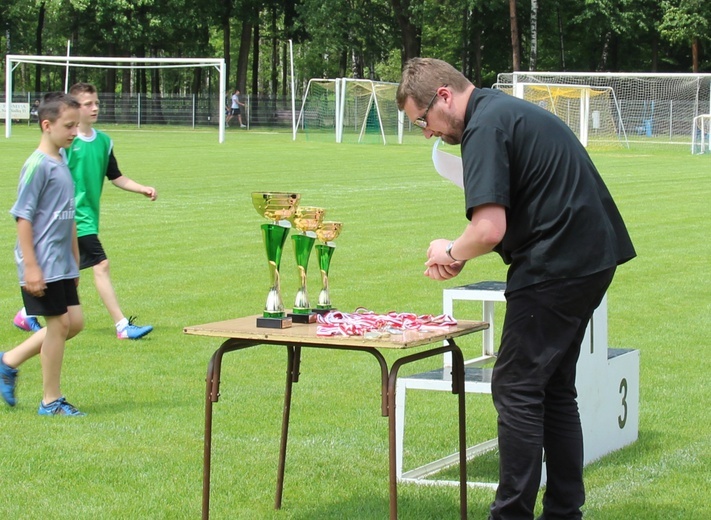 Lekkoatletyczna Spartakiada Służby Liturgicznej w Zabrzegu - 2017