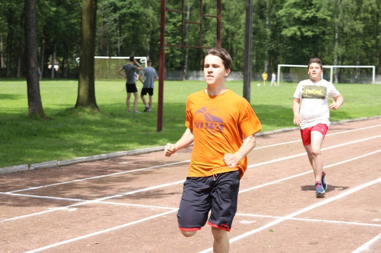 Lekkoatletyczna Spartakiada Służby Liturgicznej w Zabrzegu - 2017