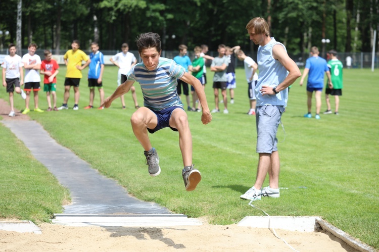 Lekkoatletyczna Spartakiada Służby Liturgicznej w Zabrzegu - 2017