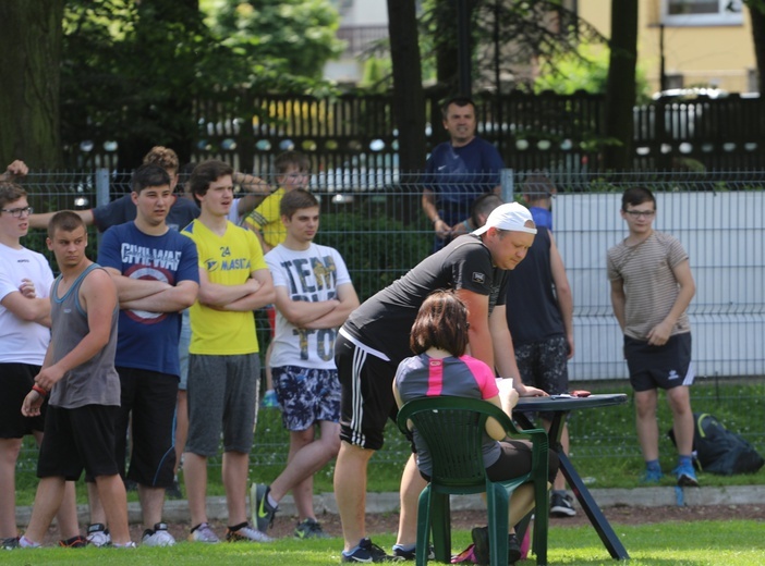 Lekkoatletyczna Spartakiada Służby Liturgicznej w Zabrzegu - 2017