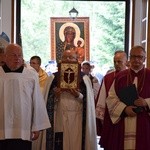 Powitanie ikony MB Częstochowskiej w parafii MB Nieustającej Pomocy w Łowiczu