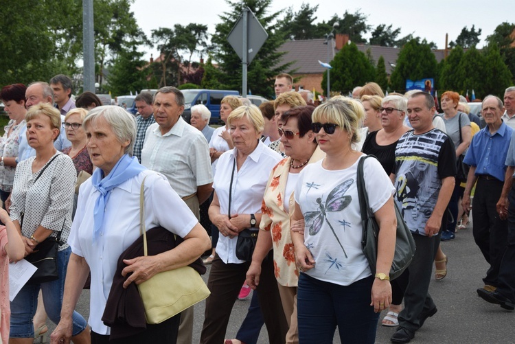 Powitanie ikony MB Częstochowskiej w parafii MB Nieustającej Pomocy w Łowiczu