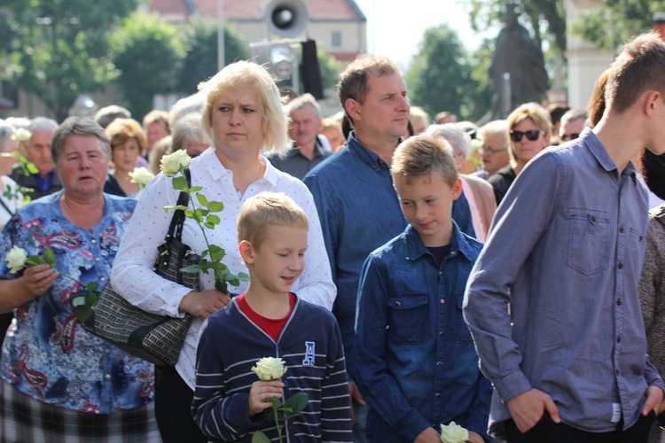 Powitanie ikony MB Częstochowskiej w katedrze łowickiej