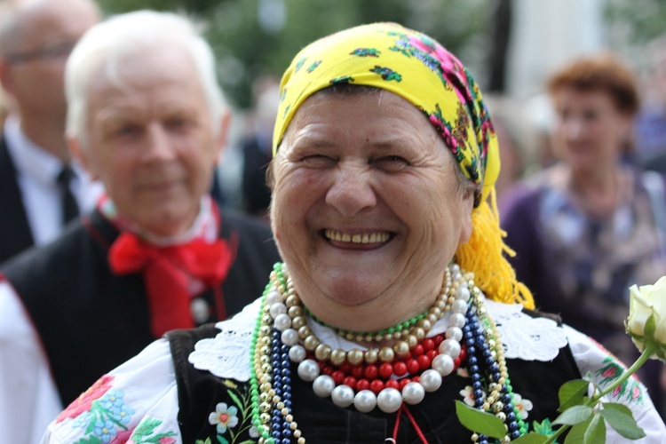 Powitanie ikony MB Częstochowskiej w katedrze łowickiej