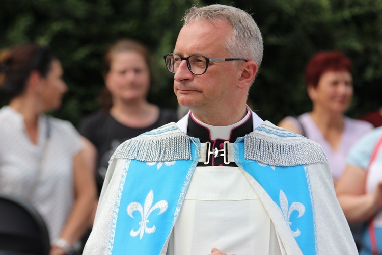 Powitanie ikony MB Częstochowskiej w katedrze łowickiej