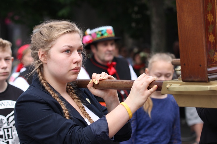 Powitanie ikony MB Częstochowskiej w katedrze łowickiej