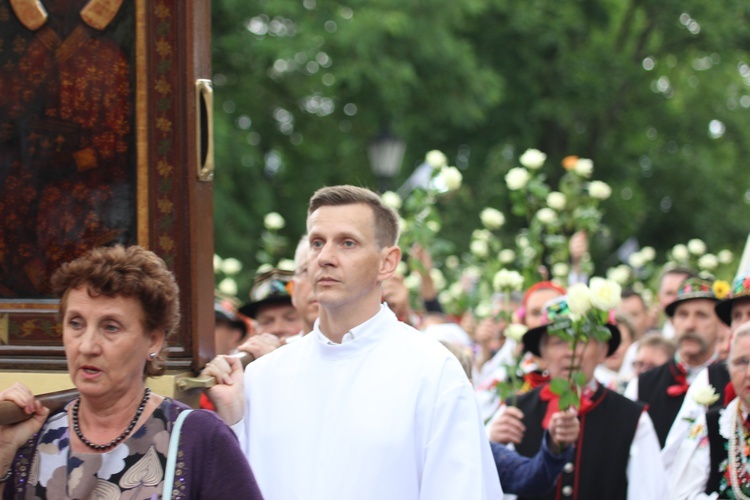 Powitanie ikony MB Częstochowskiej w katedrze łowickiej