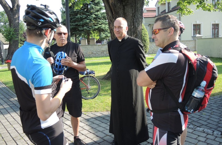 Rowerem do sanktuariów maryjnych Podbeskidzia