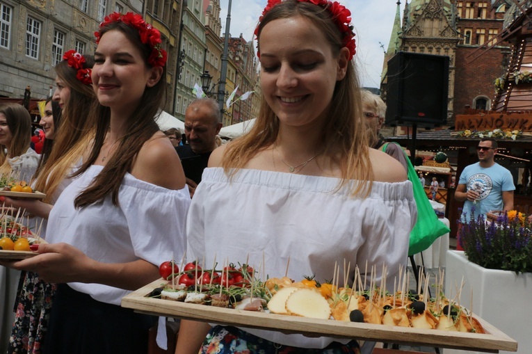 Święto Wrocławia - pochód i uroczysta sesja rady miasta
