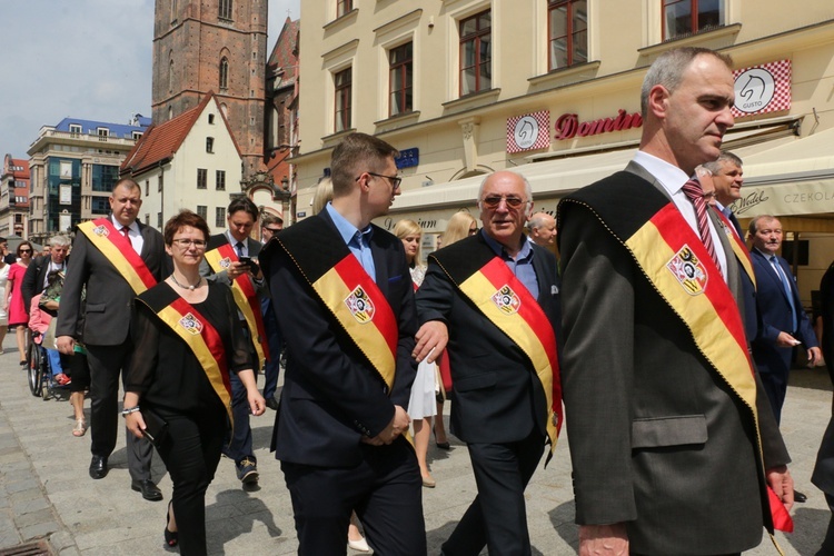 Święto Wrocławia - pochód i uroczysta sesja rady miasta