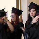 Graduacja magisterska studentów Wydziału Dziennikarstwa i Komunikacji Społecznej UPJPII