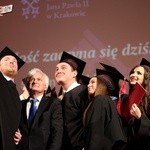 Graduacja magisterska studentów Wydziału Dziennikarstwa i Komunikacji Społecznej UPJPII