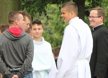 Służba liturgiczna ołtarza w Gietrzwałdzie