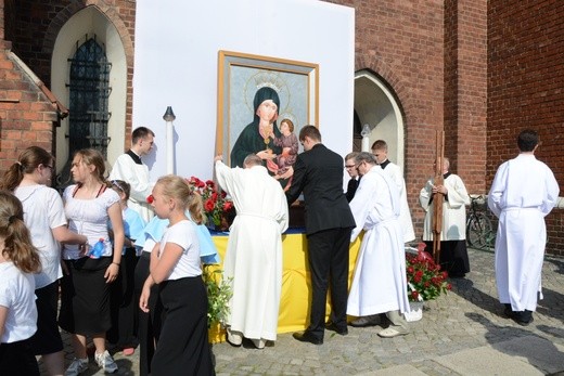 Matka Boża Opolska na ulicach miasta