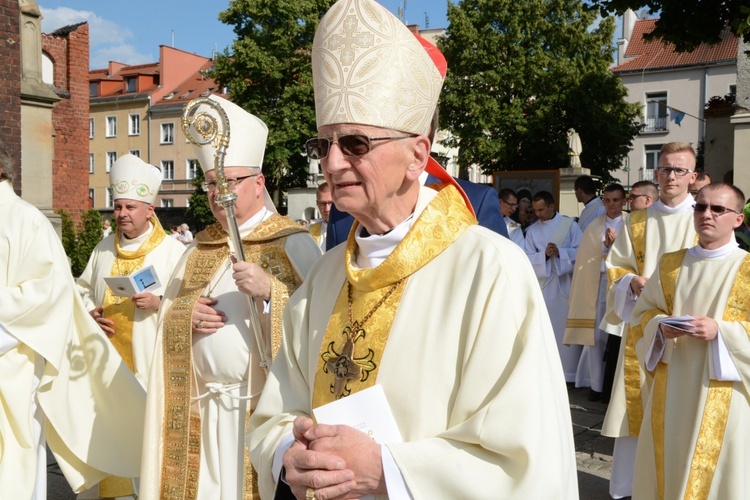 Matka Boża Opolska na ulicach miasta