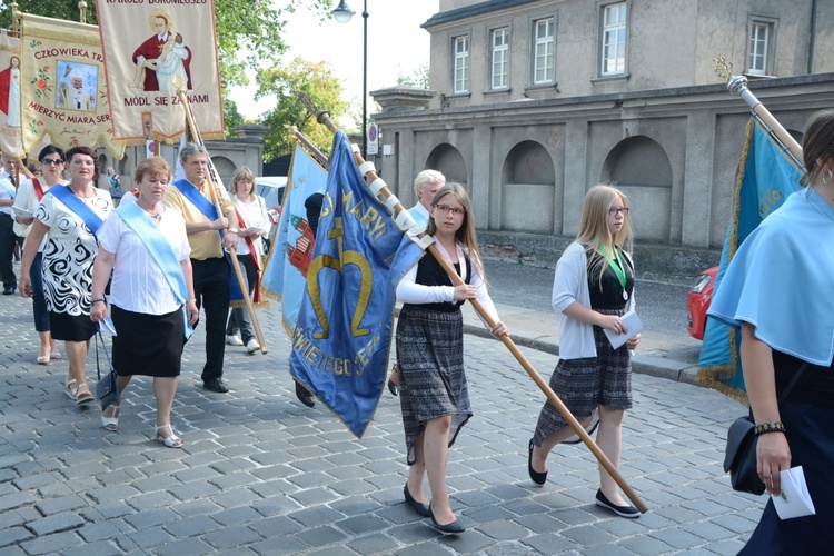 Matka Boża Opolska na ulicach miasta