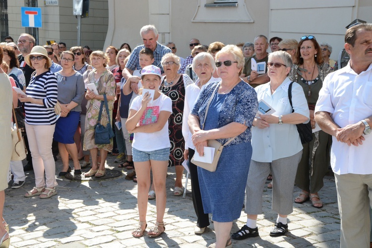 Matka Boża Opolska na ulicach miasta