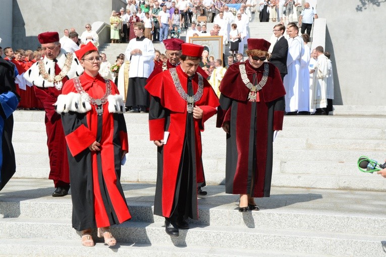 Matka Boża Opolska na ulicach miasta