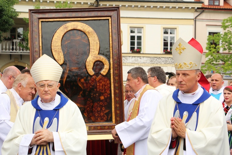 Pożegnanie ikony MB Częstochowskiej w diecezji łowickiej cz. I