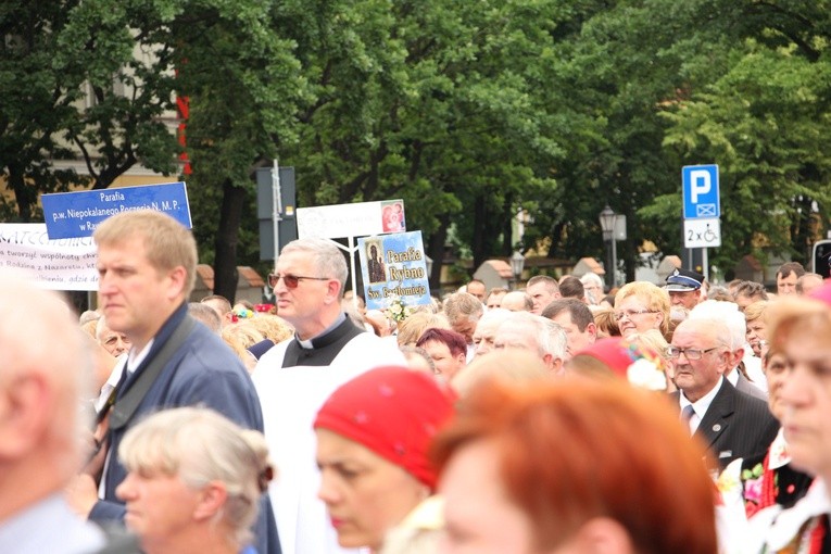 Pożegnanie ikony MB Częstochowskiej w diecezji łowickiej cz. I