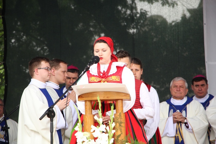 Pożegnanie ikony MB Częstochowskiej w diecezji łowickiej cz. I