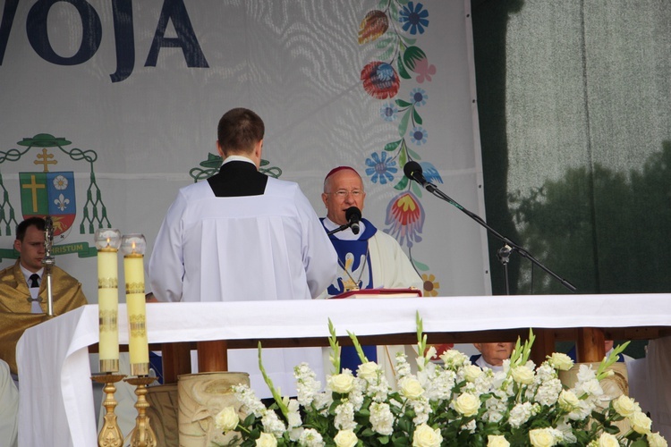 Pożegnanie ikony MB Częstochowskiej w diecezji łowickiej cz. I