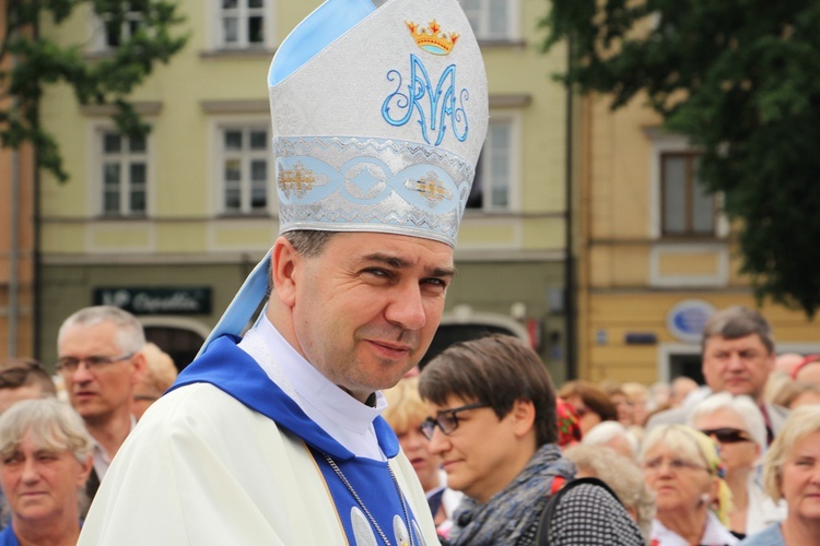 Pożegnanie ikony MB Częstochowskiej w diecezji łowickiej cz. I