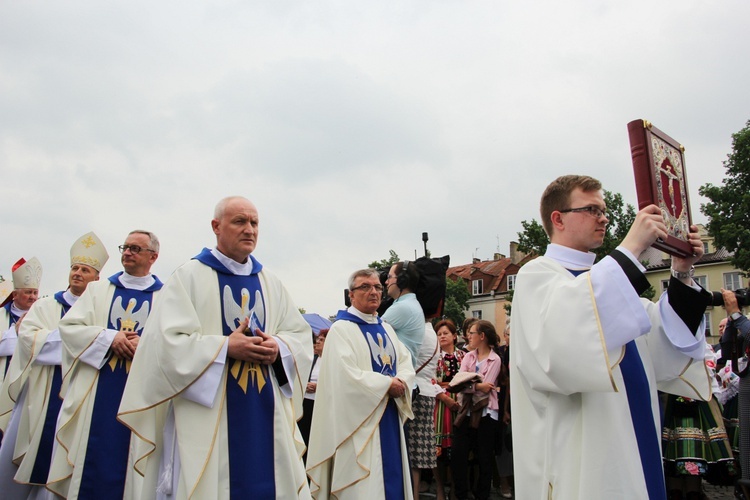 Pożegnanie ikony MB Częstochowskiej w diecezji łowickiej cz. I