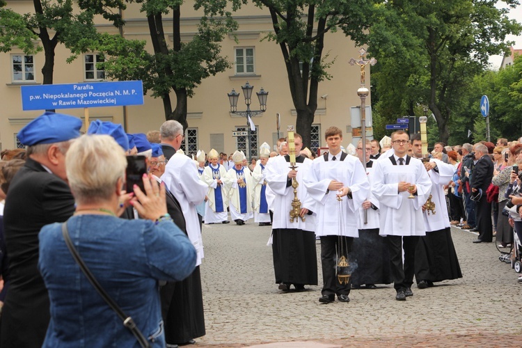 Pożegnanie ikony MB Częstochowskiej w diecezji łowickiej cz. I