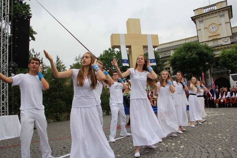 Pożegnanie ikony MB Częstochowskiej w diecezji łowickiej cz. I