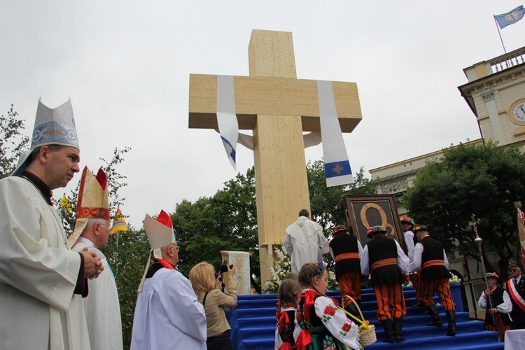 Pożegnanie ikony MB Częstochowskiej w diecezji łowickiej cz. I