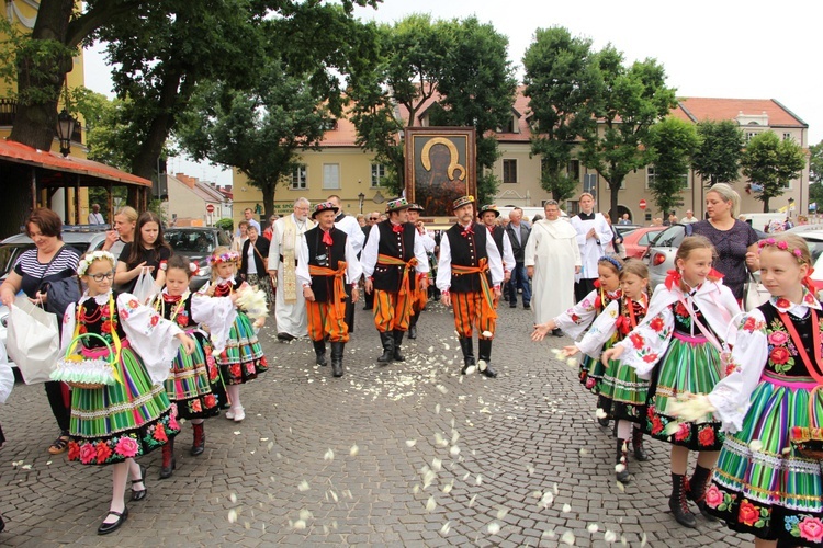 Pożegnanie ikony MB Częstochowskiej w diecezji łowickiej cz. I