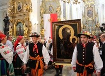 Pożegnanie ikony MB Częstochowskiej w diecezji łowickiej cz. I