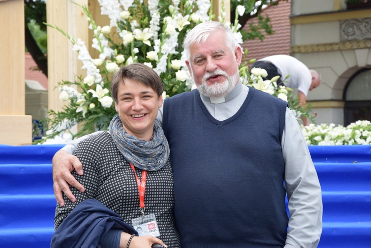 Pożegnanie ikony MB Częstochowskiej w diecezji łowickiej cz. II