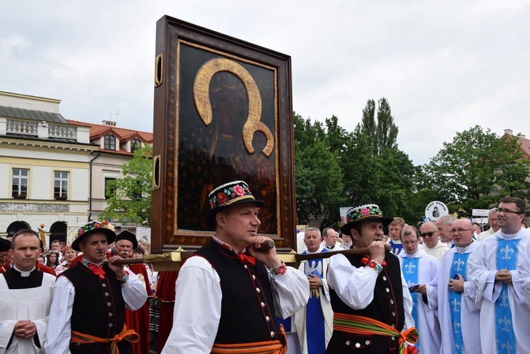 Pożegnanie ikony MB Częstochowskiej w diecezji łowickiej cz. II