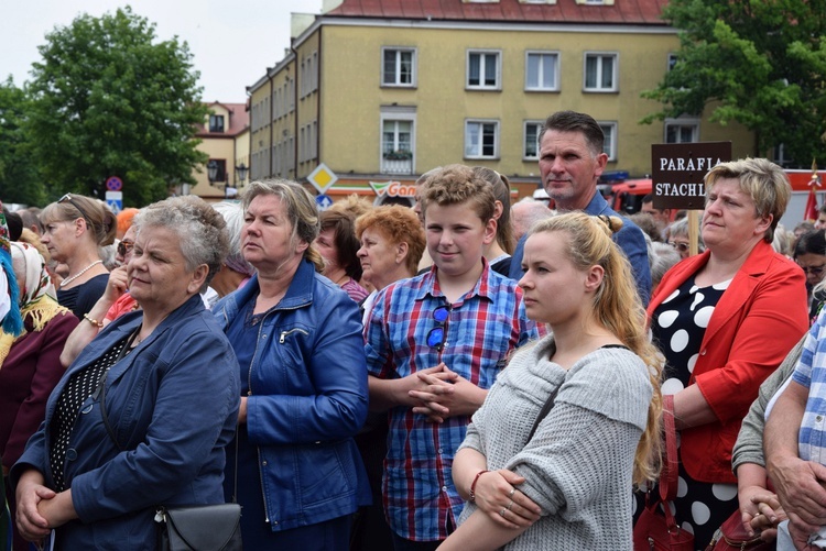 Pożegnanie ikony MB Częstochowskiej w diecezji łowickiej cz. II