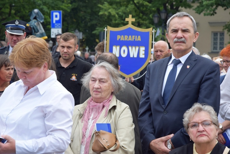 Pożegnanie ikony MB Częstochowskiej w diecezji łowickiej cz. II