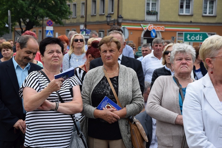 Pożegnanie ikony MB Częstochowskiej w diecezji łowickiej cz. II