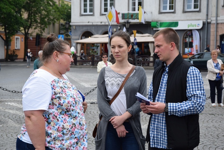 Pożegnanie ikony MB Częstochowskiej w diecezji łowickiej cz. II