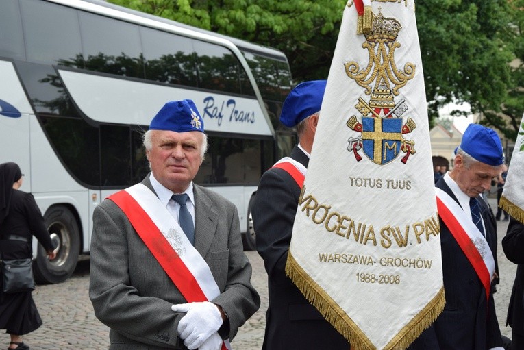 Pożegnanie ikony MB Częstochowskiej w diecezji łowickiej cz. II