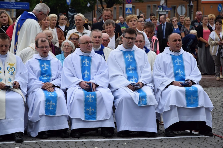 Pożegnanie ikony MB Częstochowskiej w diecezji łowickiej cz. II