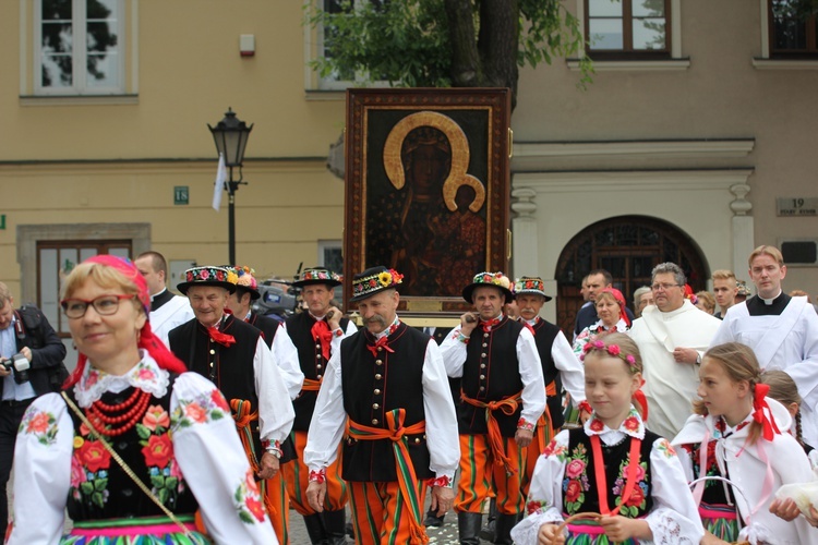 Pożegnanie ikony MB Częstochowskiej w diecezji łowickiej cz. III