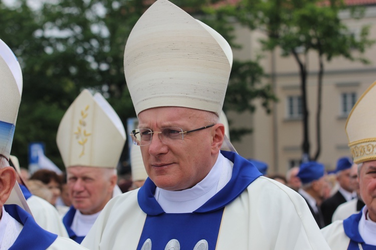 Pożegnanie ikony MB Częstochowskiej w diecezji łowickiej cz. III