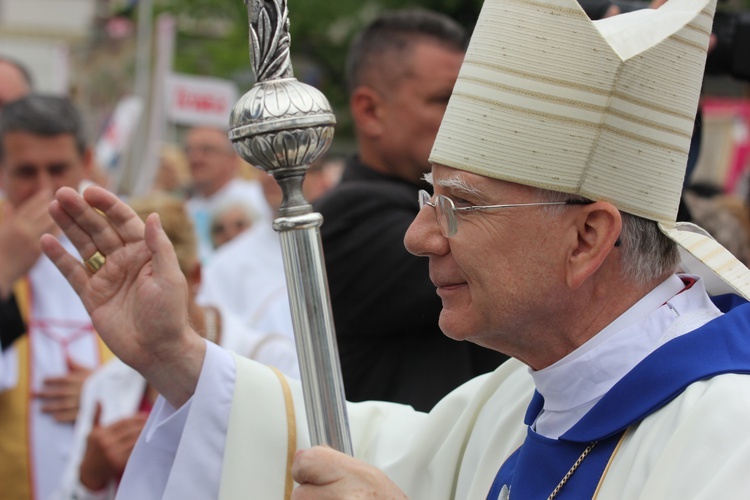 Pożegnanie ikony MB Częstochowskiej w diecezji łowickiej cz. III