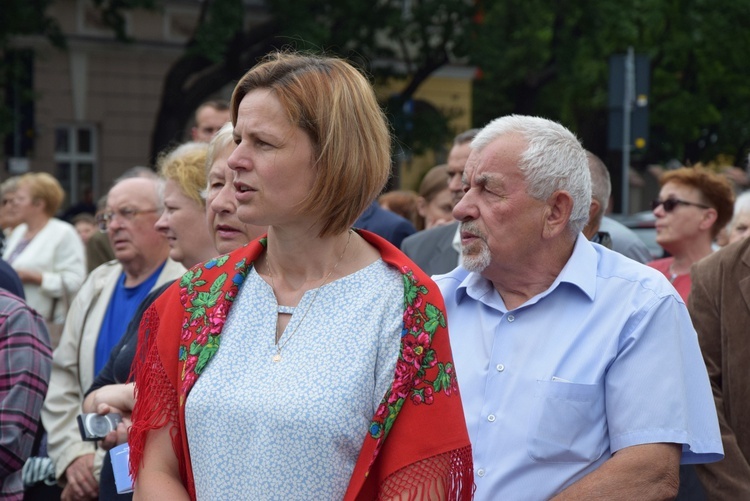 Pożegnanie ikony MB Częstochowskiej w diecezji łowickiej cz. II