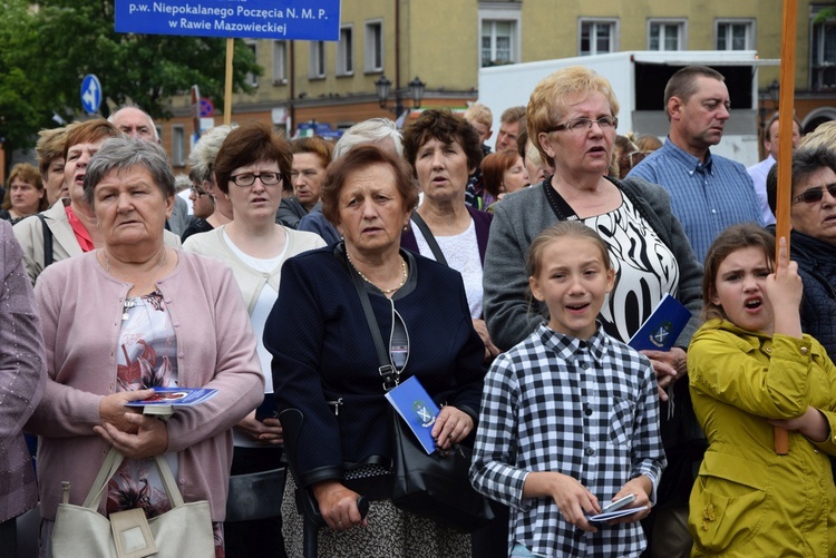 Pożegnanie ikony MB Częstochowskiej w diecezji łowickiej cz. II