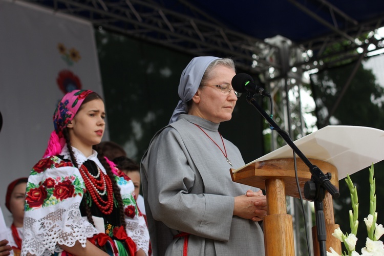 Pożegnanie ikony MB Częstochowskiej w diecezji łowickiej cz. III